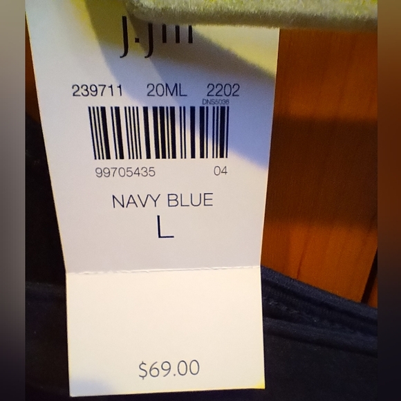 New J Jill Crossover Back Tee - Picture 3 of 3